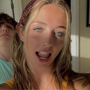 Meet your Posher, Kristen